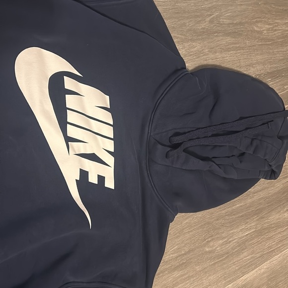 Men’s Nike hoodie - Picture 3 of 4